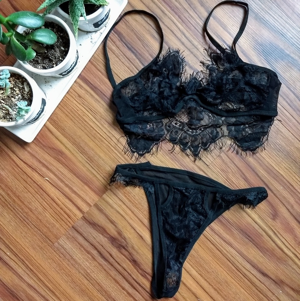 Bralette and panty set